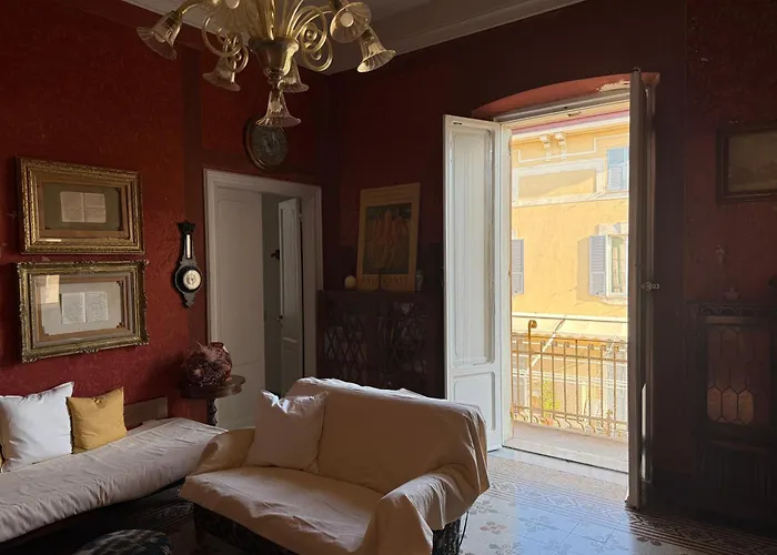 Palazzo Piazza Roma Apartment *